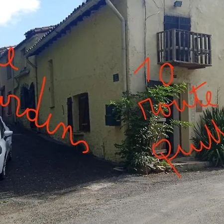 Maison De Village Avec Jardin * Saint-Louis-et-Parahou