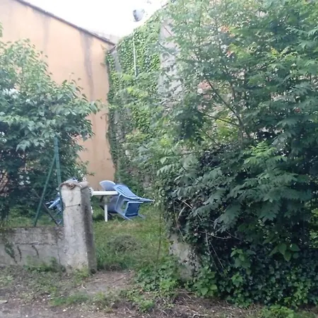 Maison De Village Avec Jardin